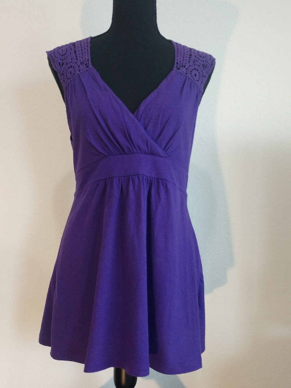 lei Purple Sleeveless V-Neck Tunic with Crochet Shoulders